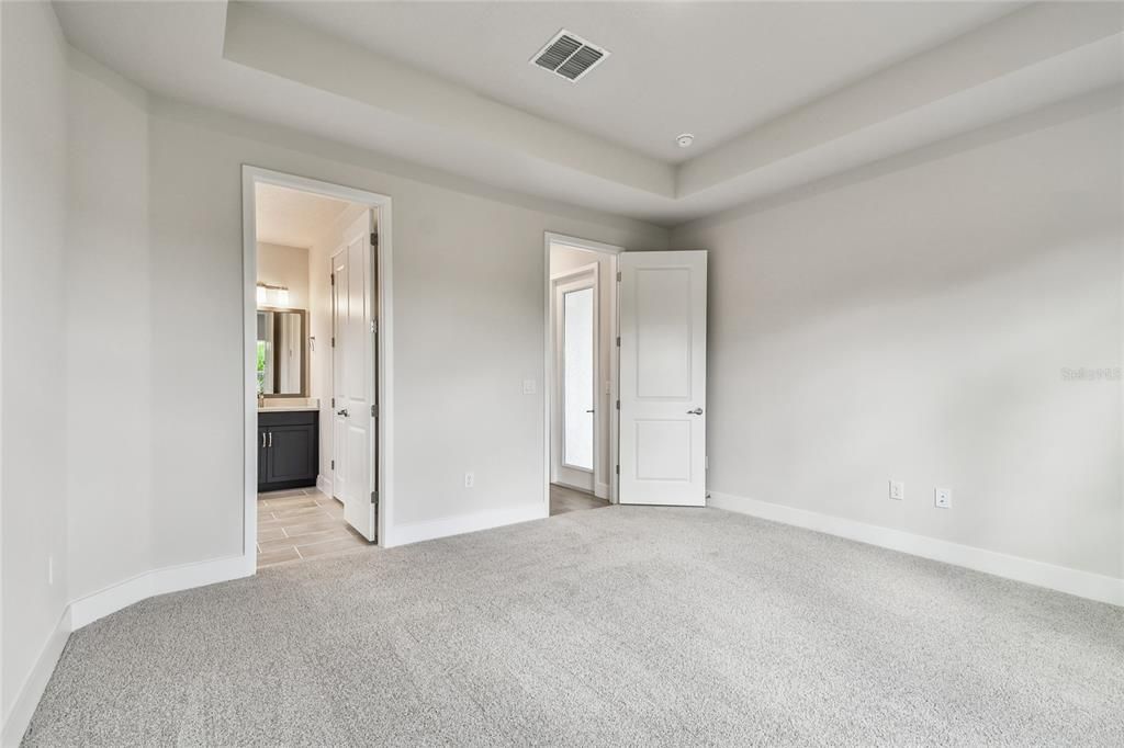 待售: $499,990 (4 贝兹, 3 浴室, 2261 平方英尺)