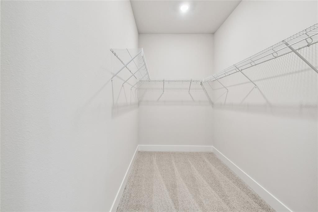 待售: $499,990 (4 贝兹, 3 浴室, 2261 平方英尺)