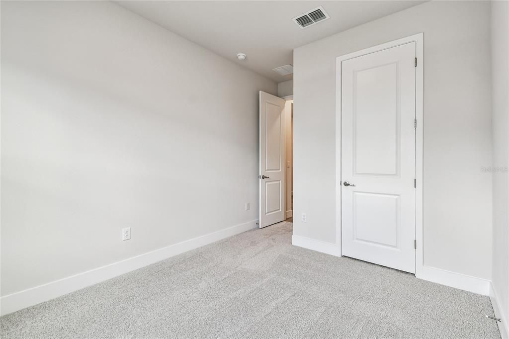 待售: $499,990 (4 贝兹, 3 浴室, 2261 平方英尺)