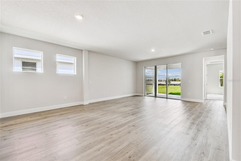 待售: $499,990 (4 贝兹, 3 浴室, 2261 平方英尺)