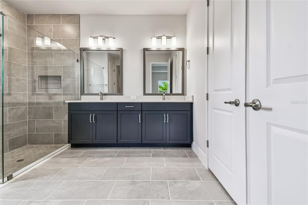 待售: $499,990 (4 贝兹, 3 浴室, 2261 平方英尺)