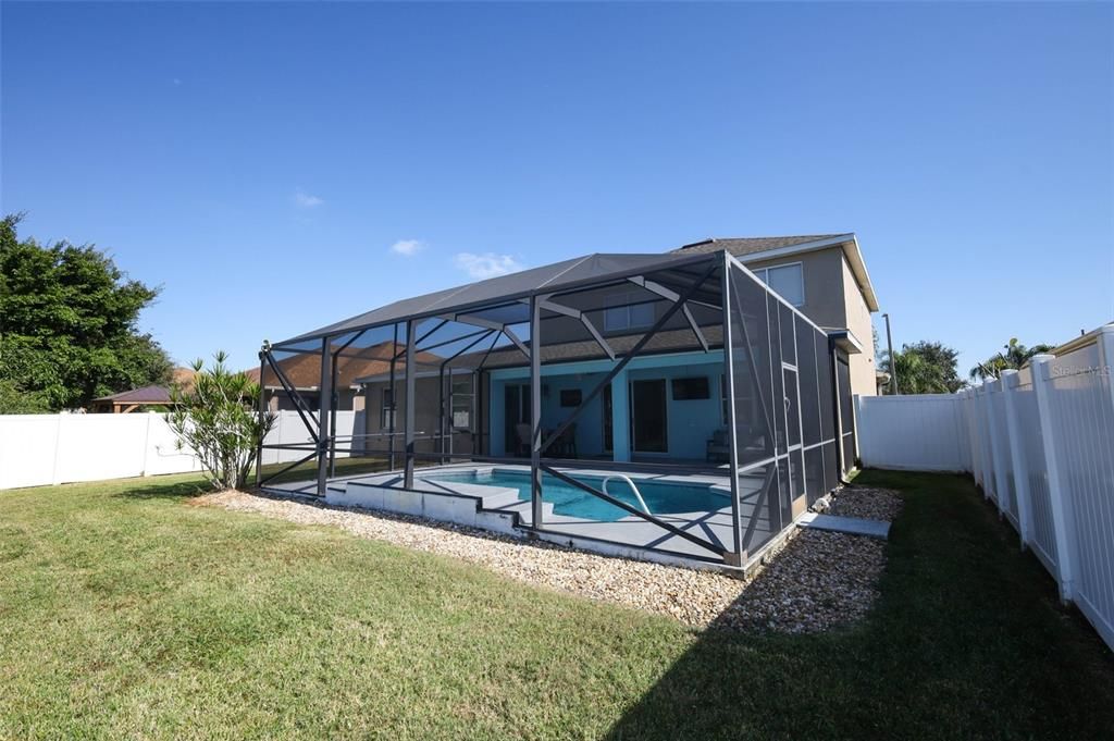 待售: $570,000 (5 贝兹, 3 浴室, 2960 平方英尺)