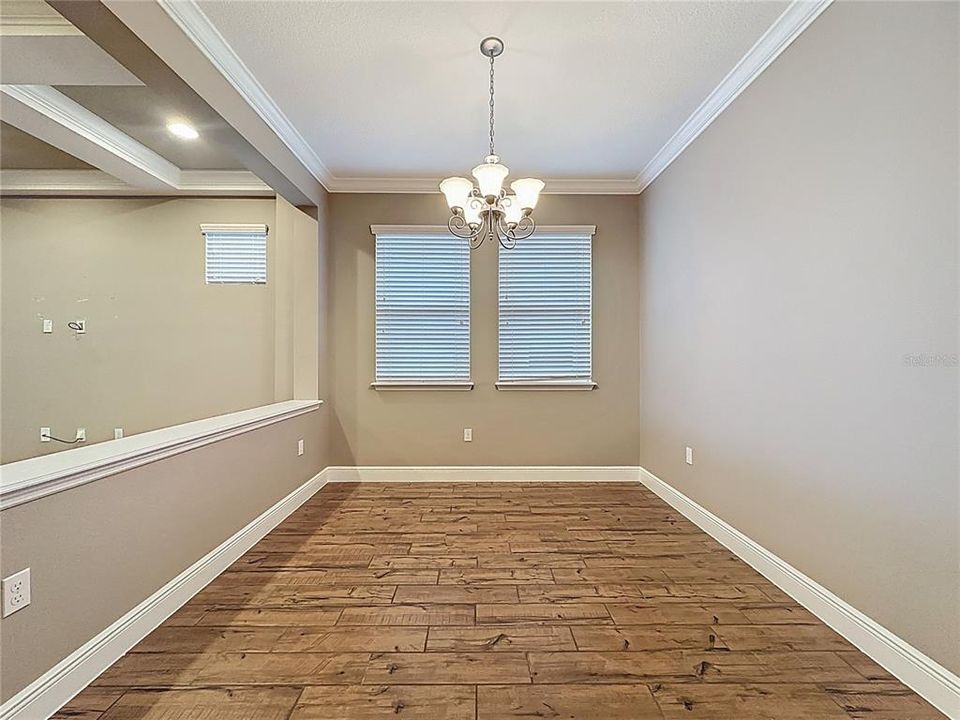 For Sale: $425,000 (2 beds, 2 baths, 1853 Square Feet)