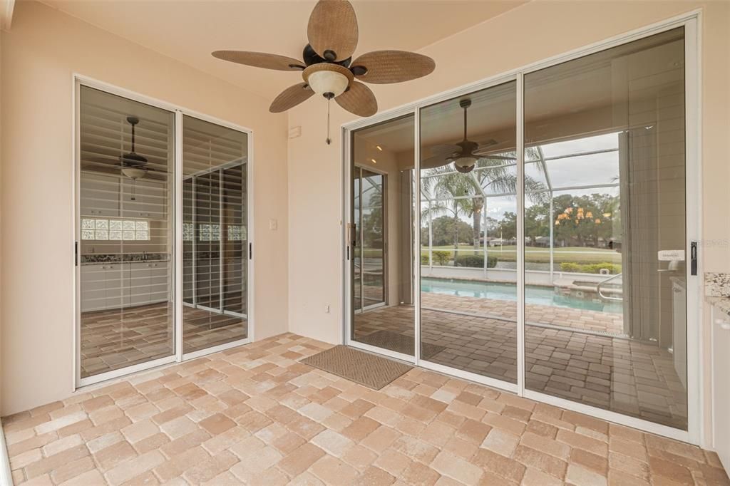 待售: $534,900 (3 贝兹, 3 浴室, 2019 平方英尺)