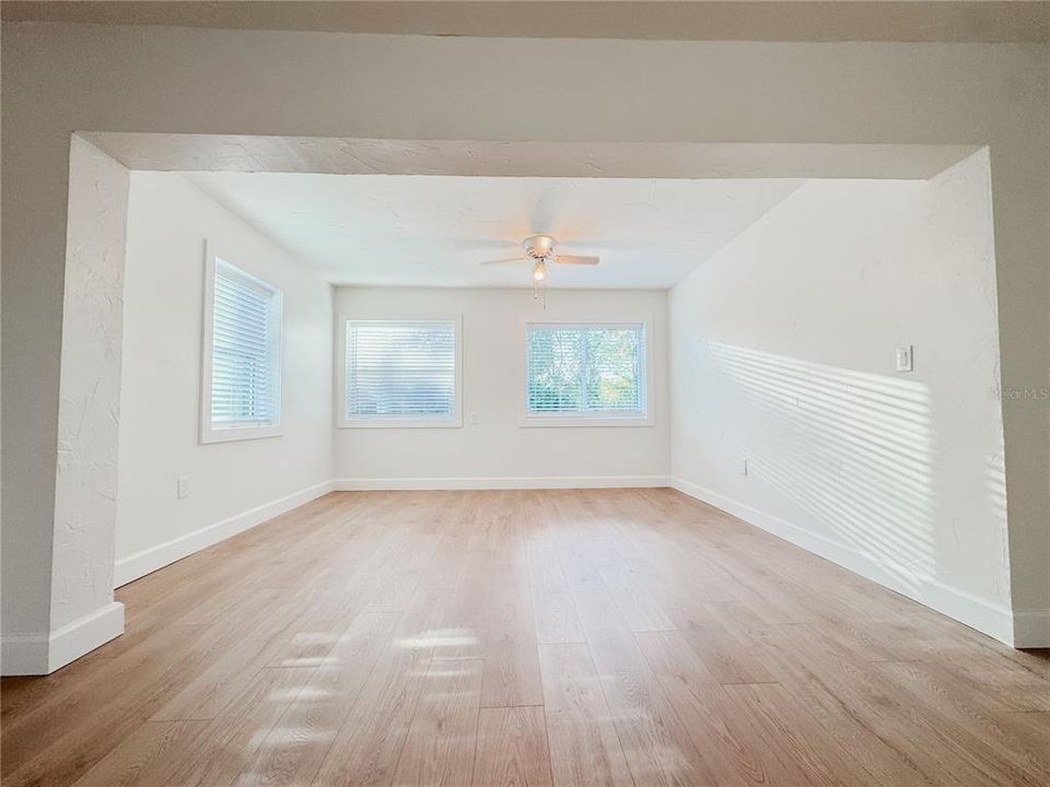 待售: $289,900 (3 贝兹, 2 浴室, 1700 平方英尺)