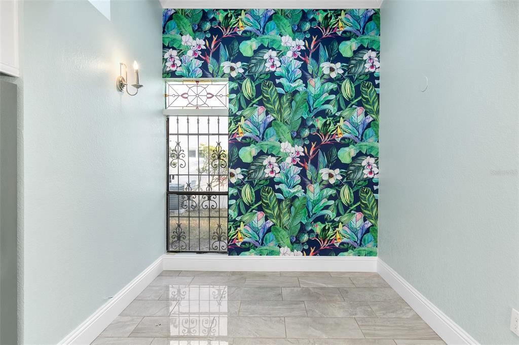 For Sale: $469,900 (3 beds, 3 baths, 1957 Square Feet)