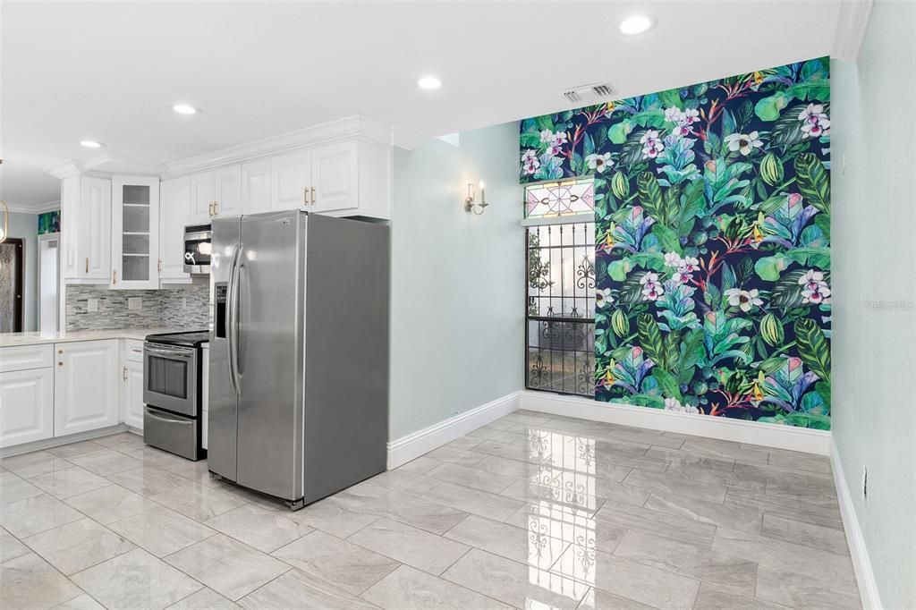 For Sale: $469,900 (3 beds, 3 baths, 1957 Square Feet)