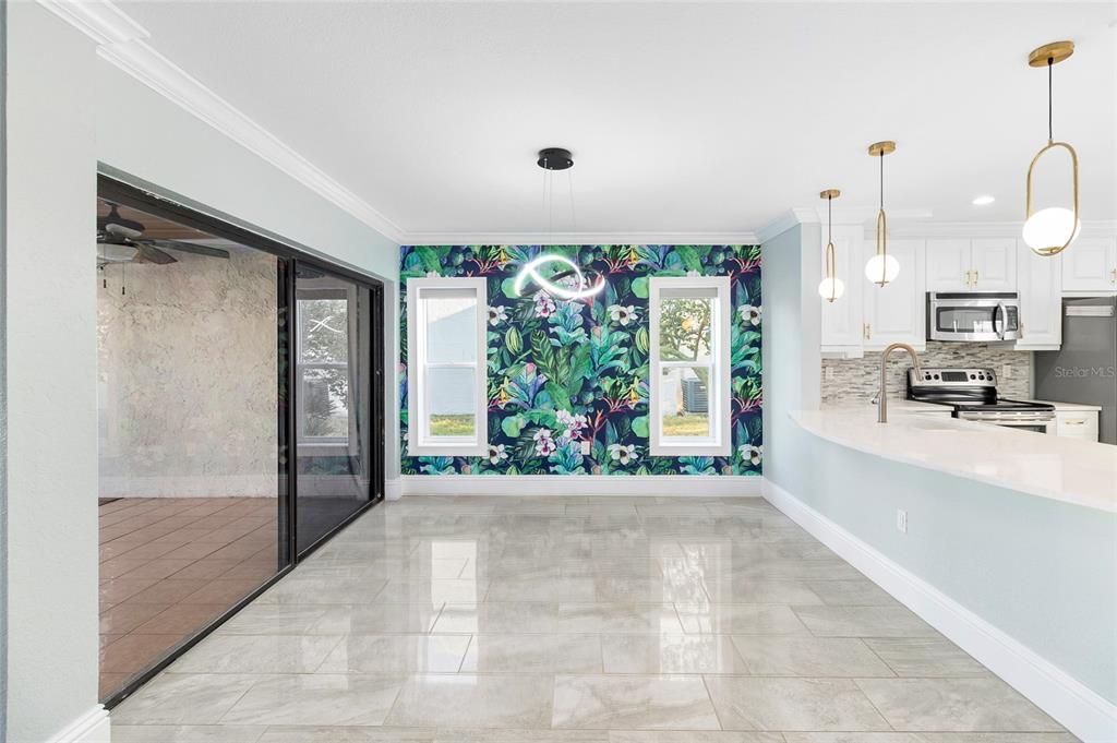 For Sale: $469,900 (3 beds, 3 baths, 1957 Square Feet)