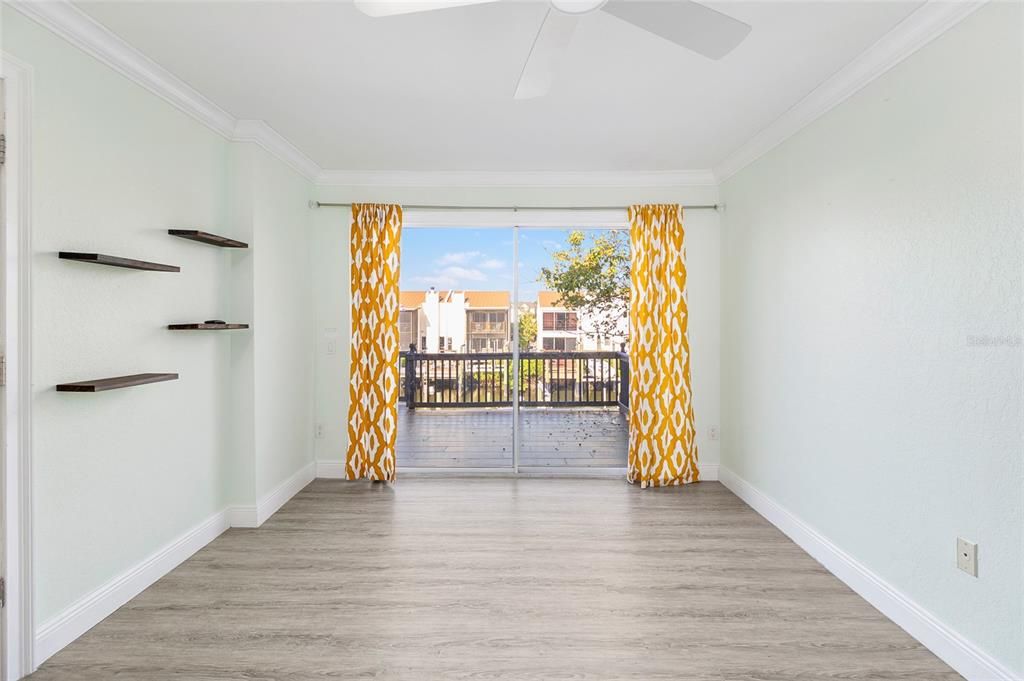 For Sale: $469,900 (3 beds, 3 baths, 1957 Square Feet)