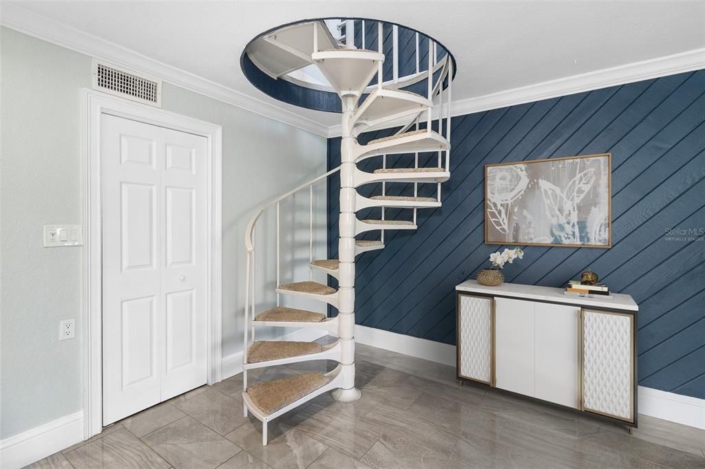 For Sale: $469,900 (3 beds, 3 baths, 1957 Square Feet)