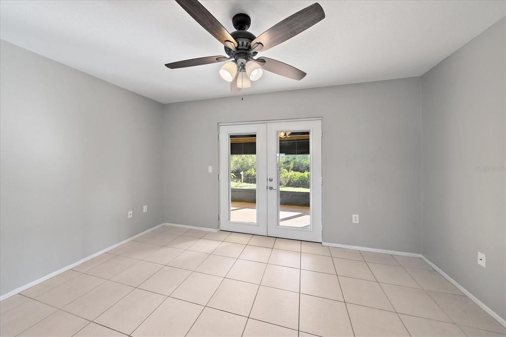 En Venta: $179,000 (2 camas, 2 baños, 892 Pies cuadrados)