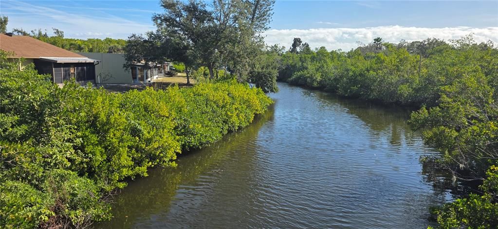 En Venta: $179,000 (2 camas, 2 baños, 892 Pies cuadrados)