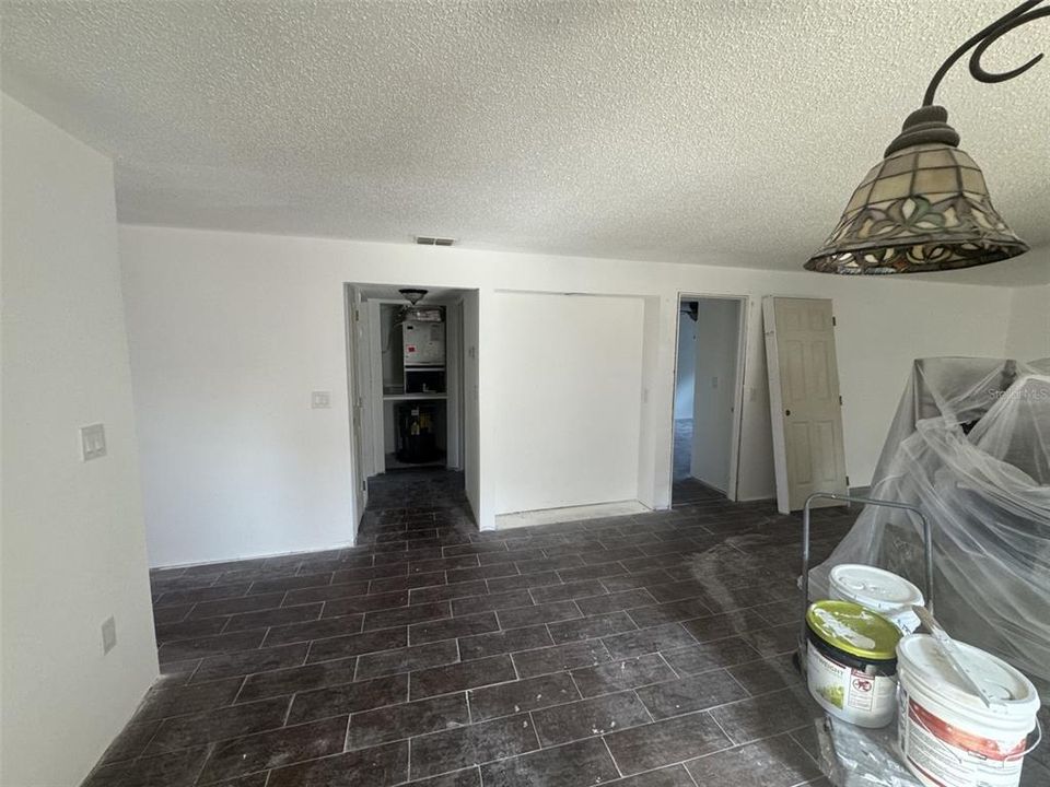 待售: $64,900 (2 贝兹, 2 浴室, 1320 平方英尺)