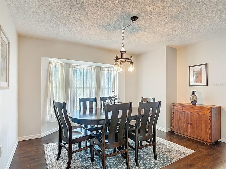 На продажу: $480,000 (3 спален, 2 ванн, 1828 Квадратных фут)