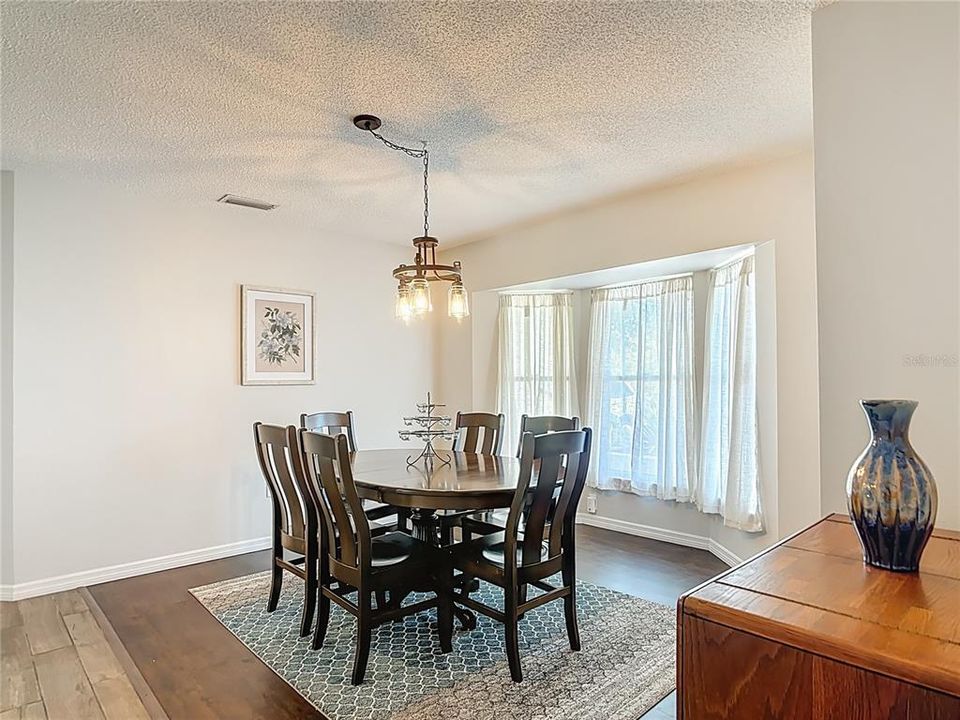 На продажу: $480,000 (3 спален, 2 ванн, 1828 Квадратных фут)