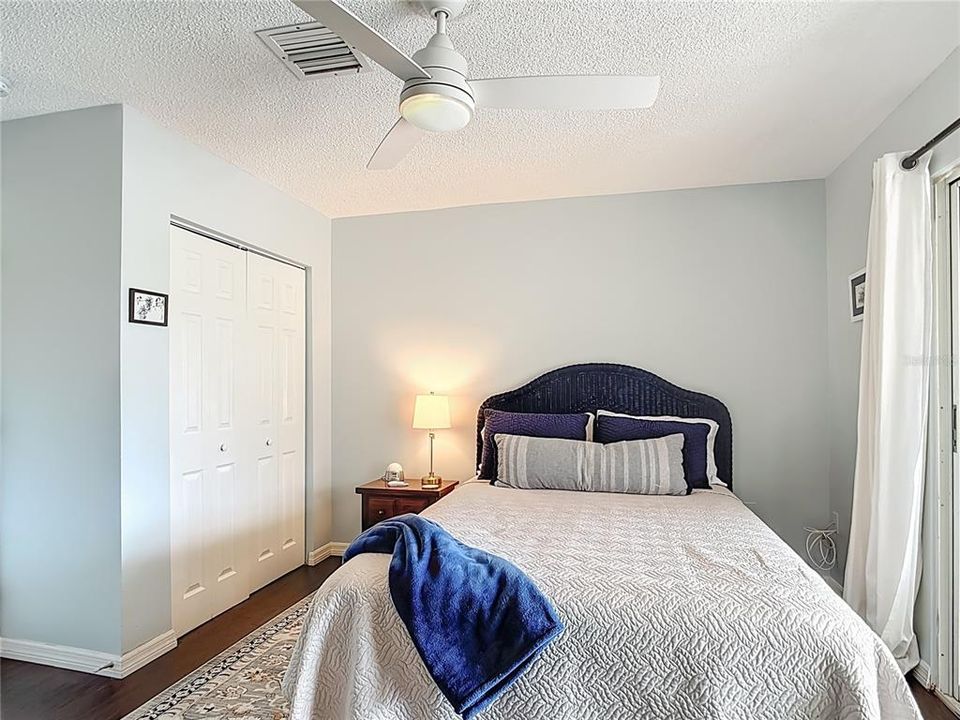 На продажу: $480,000 (3 спален, 2 ванн, 1828 Квадратных фут)