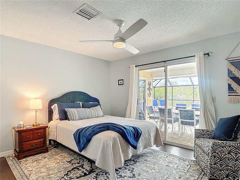 На продажу: $480,000 (3 спален, 2 ванн, 1828 Квадратных фут)