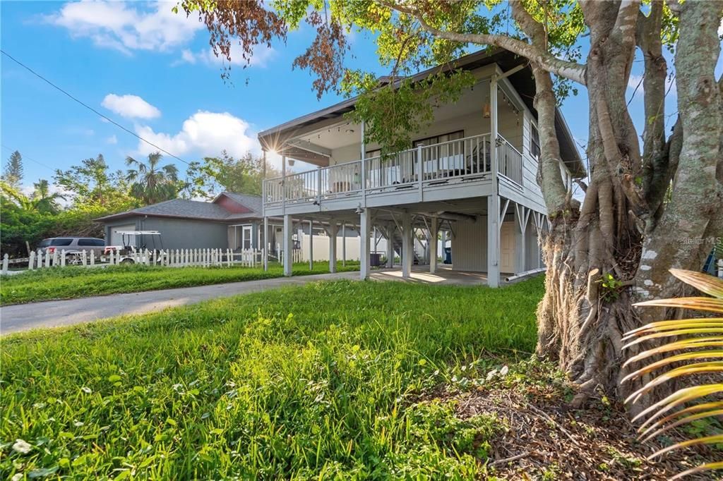 En Venta: $285,000 (2 camas, 2 baños, 864 Pies cuadrados)