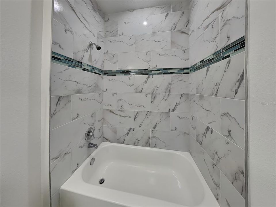 En Renta: $1,599 (4 camas, 2 baños, 1580 Pies cuadrados)