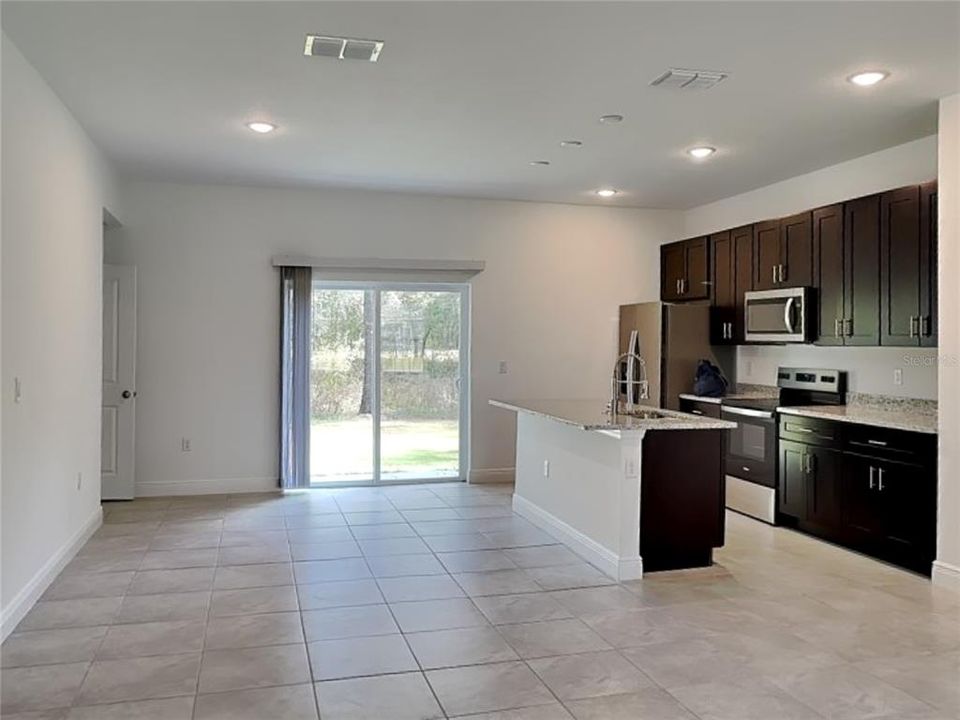 En Renta: $1,599 (4 camas, 2 baños, 1580 Pies cuadrados)