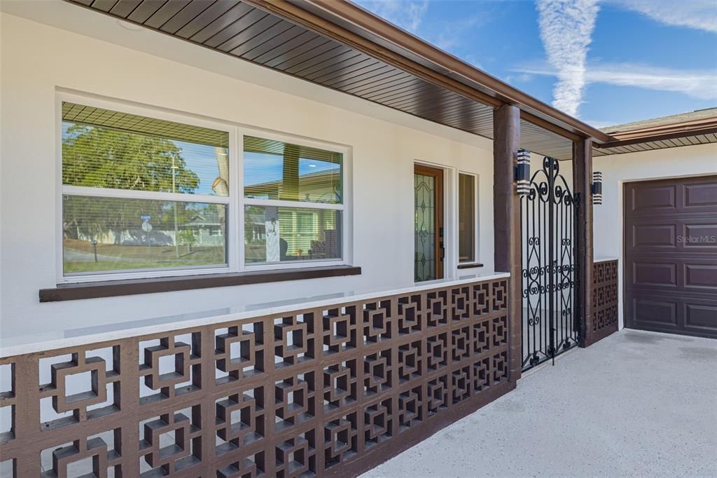 For Sale: $569,700 (3 beds, 3 baths, 1934 Square Feet)