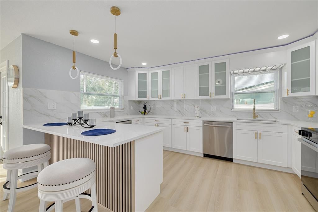 For Sale: $569,700 (3 beds, 3 baths, 1934 Square Feet)