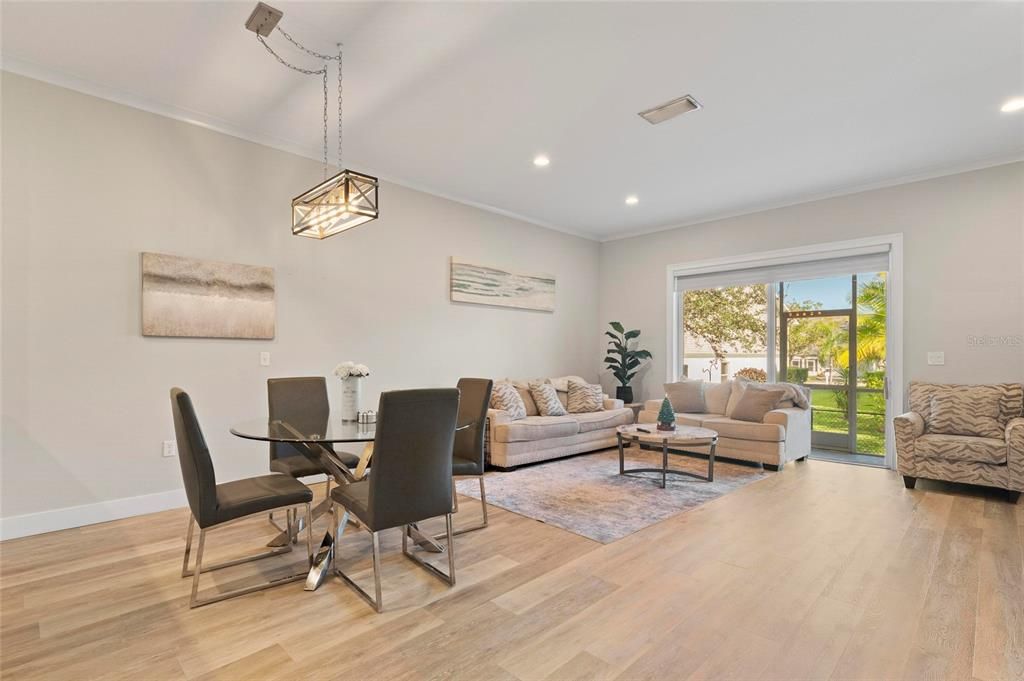 En Venta: $414,727 (3 camas, 2 baños, 1801 Pies cuadrados)