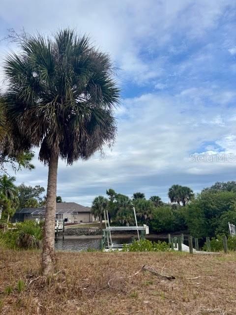 待售: $95,000 (0.23 acres)