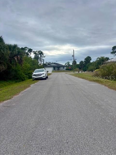 待售: $95,000 (0.23 acres)