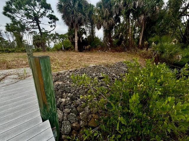 待售: $95,000 (0.23 acres)