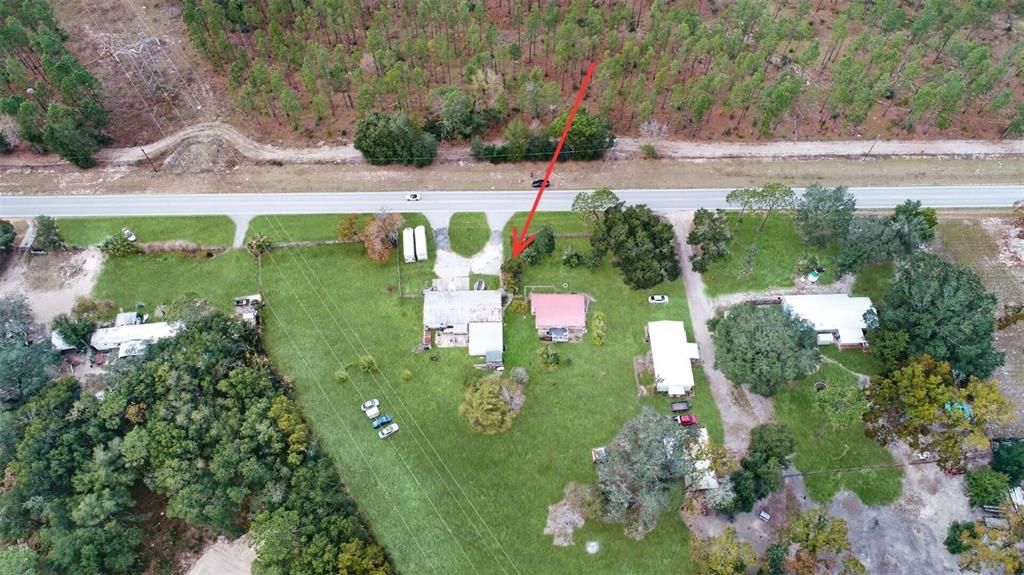 For Sale: $350,000 (3 beds, 1 baths, 984 Square Feet)