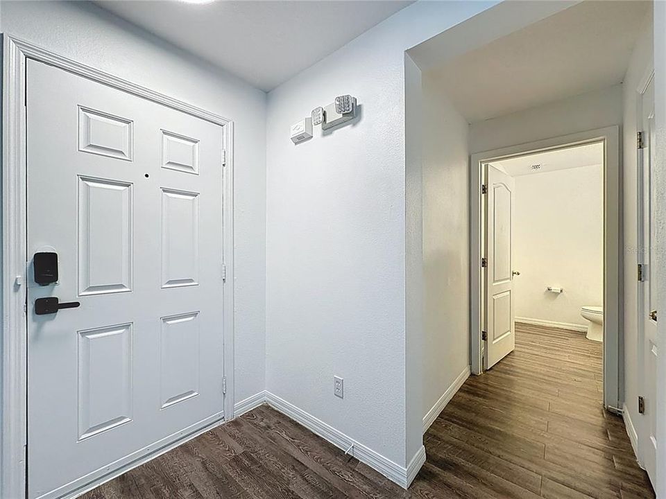 For Rent: $2,600 (4 beds, 2 baths, 2411 Square Feet)