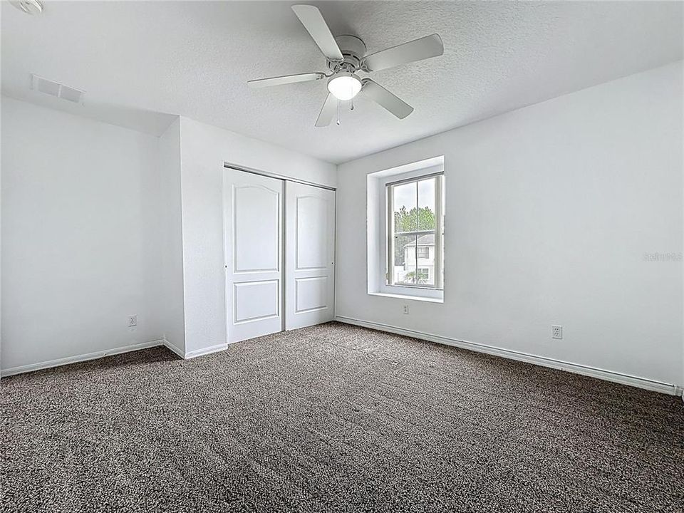 For Rent: $2,600 (4 beds, 2 baths, 2411 Square Feet)