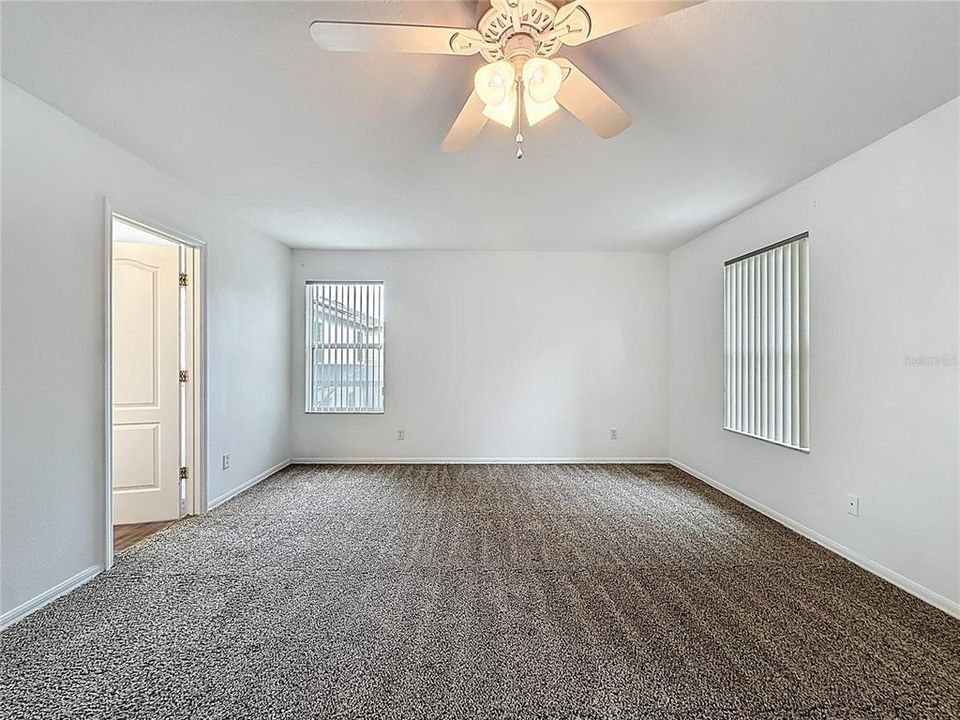 For Rent: $2,600 (4 beds, 2 baths, 2411 Square Feet)