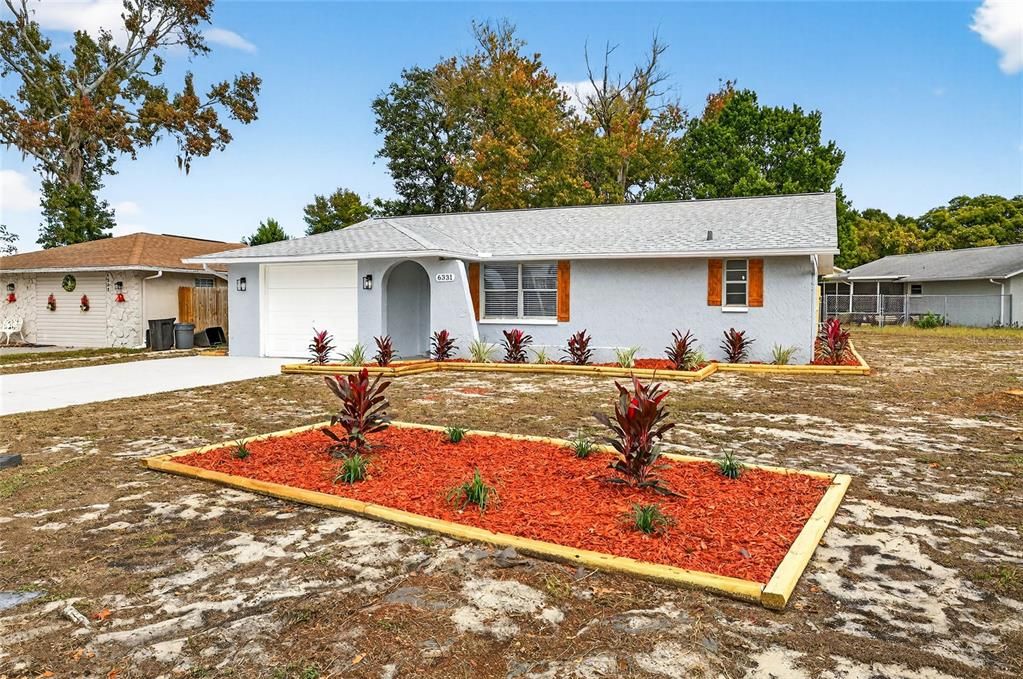 For Sale: $239,900 (2 beds, 2 baths, 980 Square Feet)