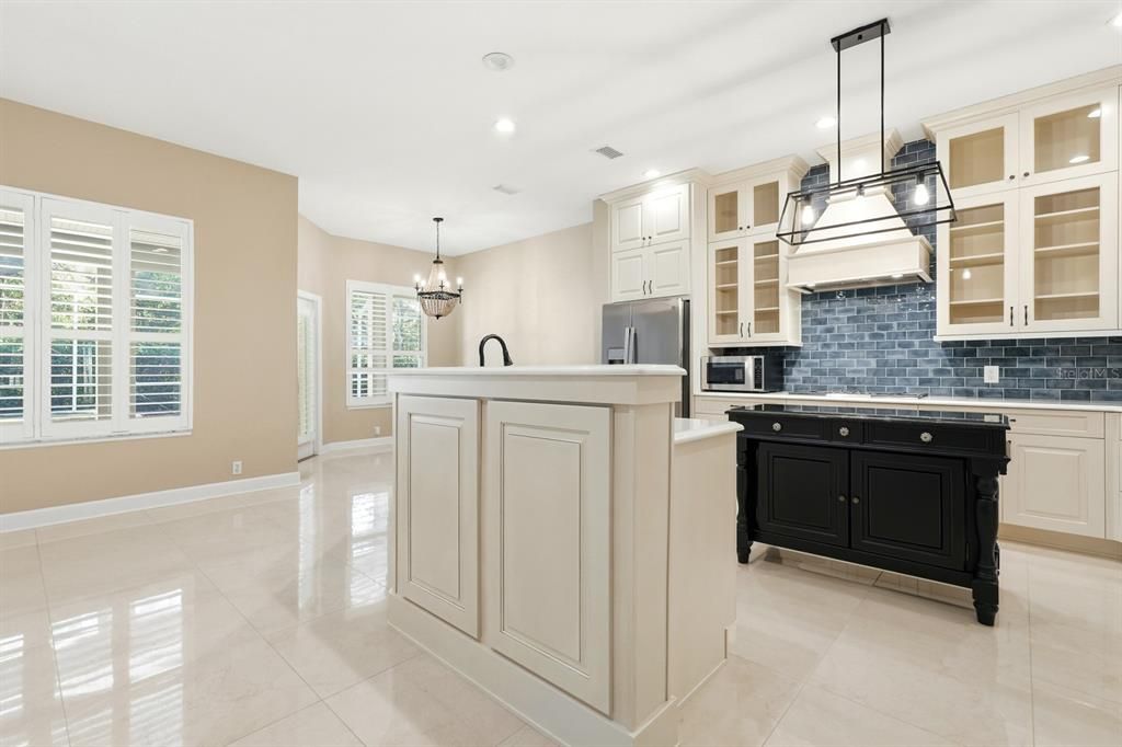 待售: $775,000 (4 贝兹, 4 浴室, 3580 平方英尺)