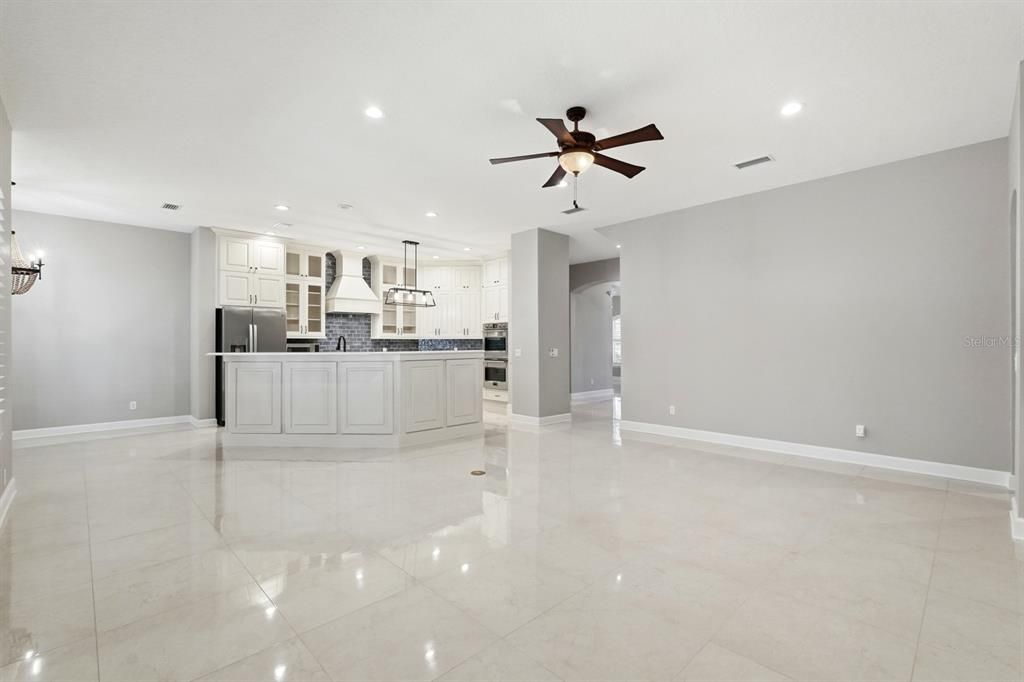 待售: $775,000 (4 贝兹, 4 浴室, 3580 平方英尺)