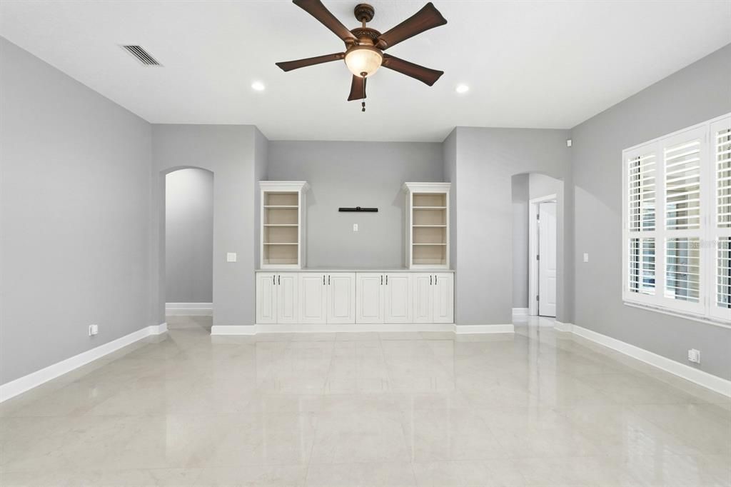 待售: $775,000 (4 贝兹, 4 浴室, 3580 平方英尺)