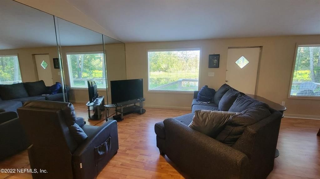 В аренду: $1,500 (2 спален, 2 ванн, 1032 Квадратных фут)