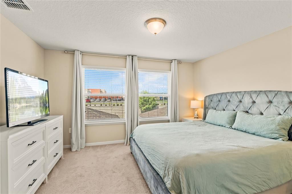 На продажу: $490,000 (3 спален, 2 ванн, 1784 Квадратных фут)