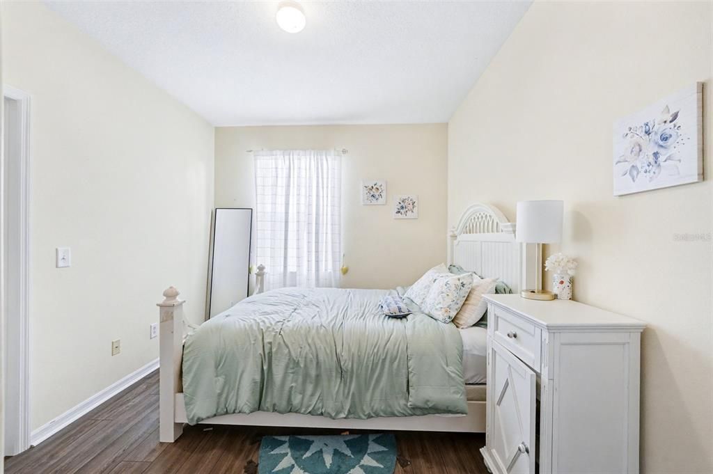 待售: $419,000 (4 贝兹, 4 浴室, 2719 平方英尺)