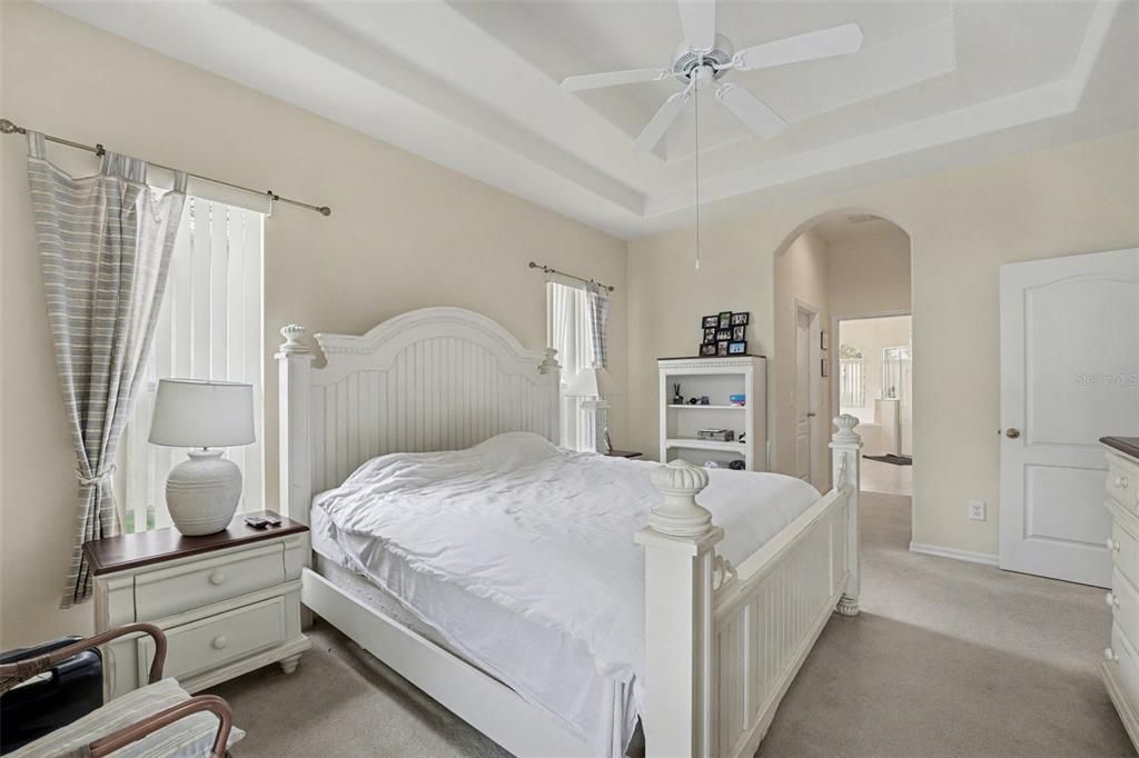 待售: $419,000 (4 贝兹, 4 浴室, 2719 平方英尺)