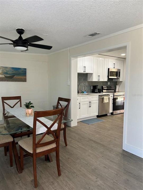 En Venta: $340,000 (2 camas, 1 baños, 955 Pies cuadrados)