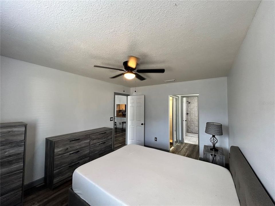 En Renta: $1,600 (2 camas, 2 baños, 874 Pies cuadrados)