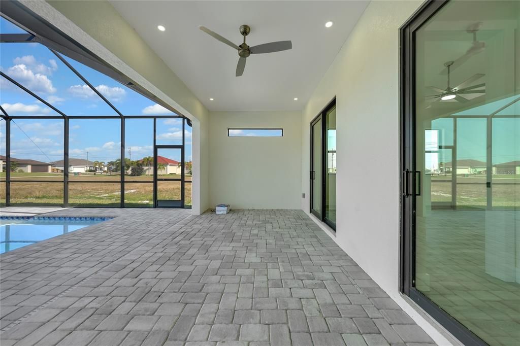 На продажу: $489,000 (3 спален, 2 ванн, 1810 Квадратных фут)