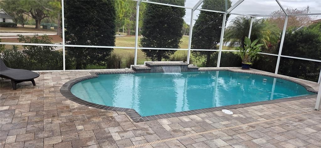 For Sale: $748,500 (6 beds, 3 baths, 2995 Square Feet)