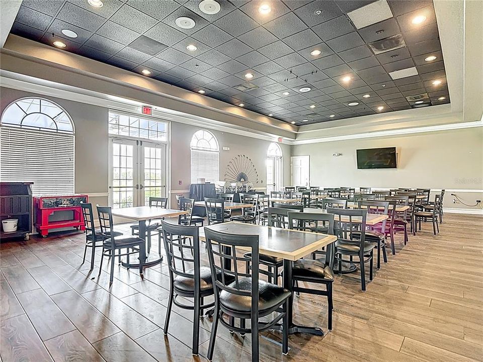 For Sale: $748,500 (6 beds, 3 baths, 2995 Square Feet)