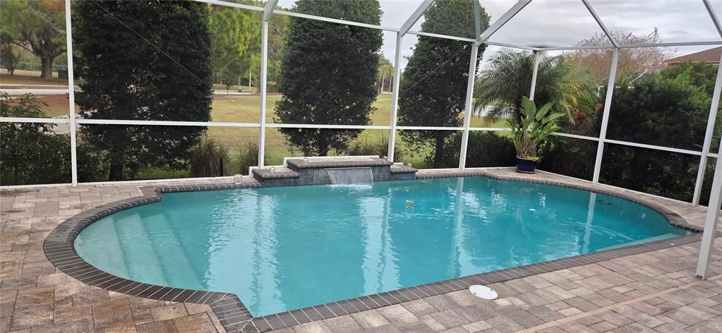 For Sale: $748,500 (6 beds, 3 baths, 2995 Square Feet)