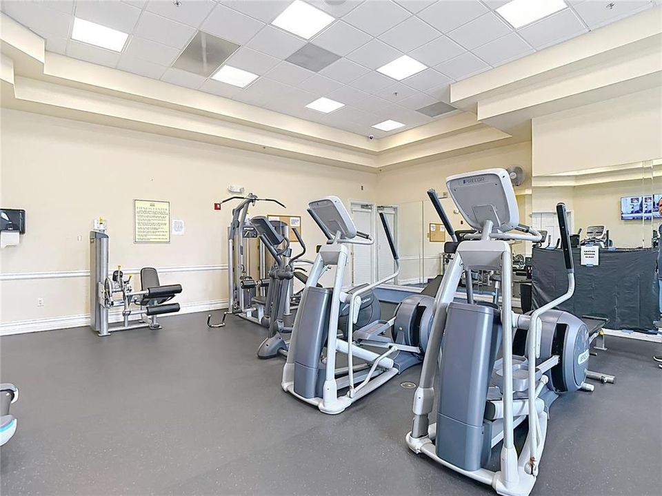 For Sale: $748,500 (6 beds, 3 baths, 2995 Square Feet)