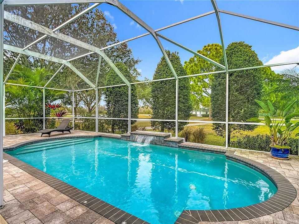 En Venta: $748,500 (6 camas, 3 baños, 2995 Pies cuadrados)